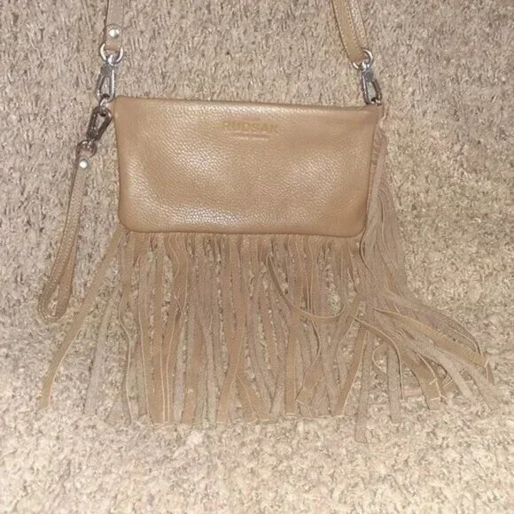 RUDSAK-Crossbody/Wristlet/Shoulder-Taupe Brown Leather-Fringed-Near Mint - Picture 2 of 9